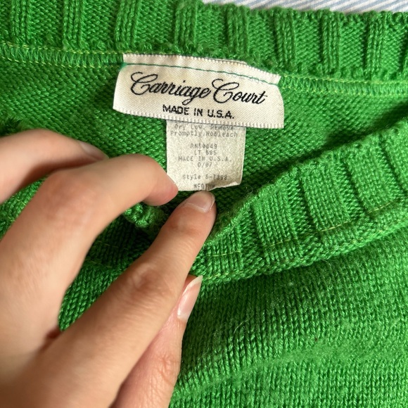 Vintage Green & Black Sweater - Picture 6 of 6